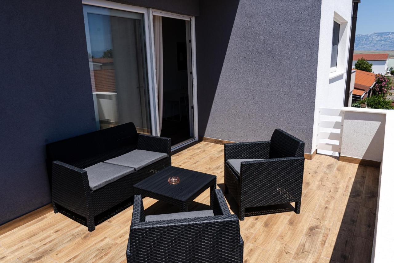 Station 22 - Brand New Apartment With A Terrace And Private Parking Vir Exterior photo