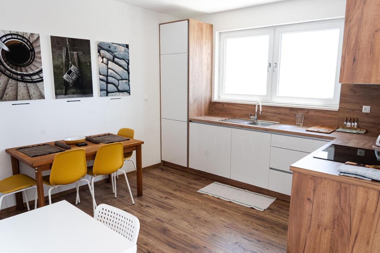 Station 22 - Brand New Apartment With A Terrace And Private Parking Vir Exterior photo