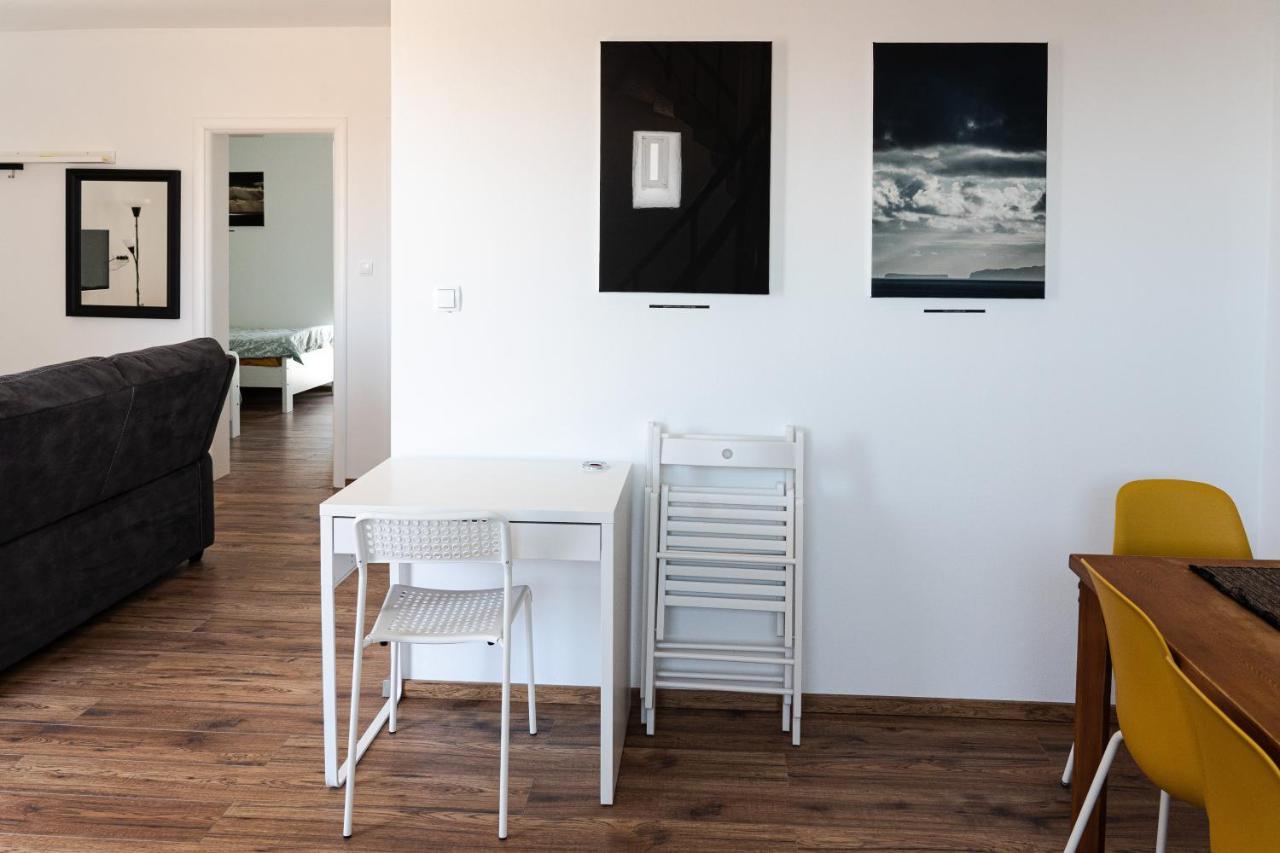 Station 22 - Brand New Apartment With A Terrace And Private Parking Vir Exterior photo