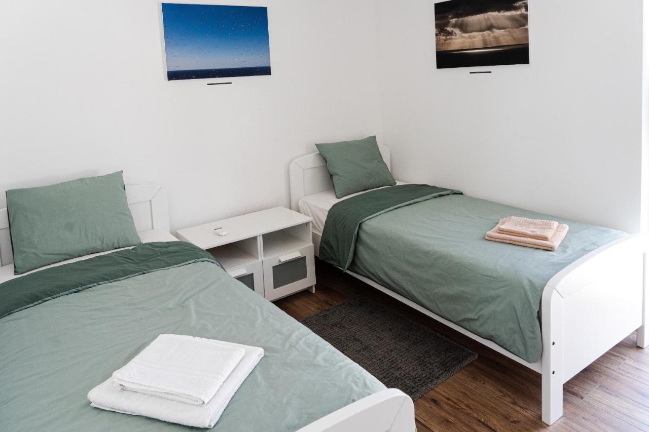 Station 22 - Brand New Apartment With A Terrace And Private Parking Vir Exterior photo